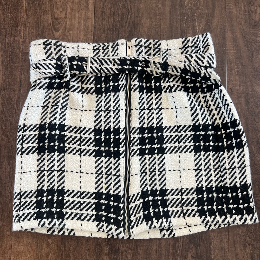 Zara Black and White Herringbone Skirt